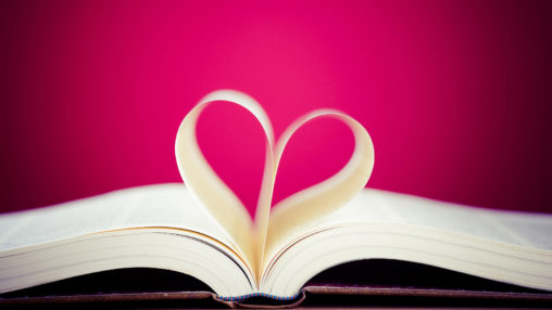 本とハートマーク
